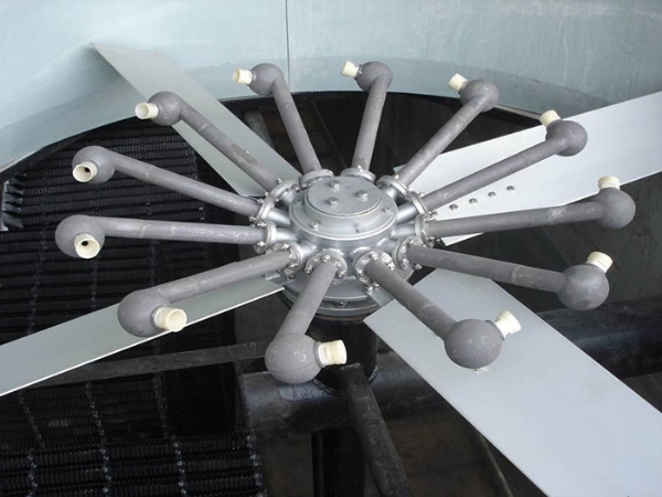 無風(fēng)機(jī)冷卻塔
